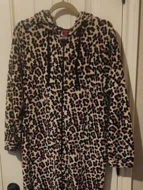 Adult Cheetah Onsie - L